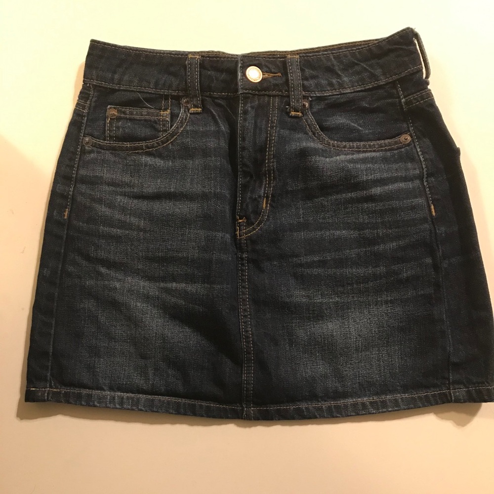 SOLD: American Eagle High Waisted Denim Skirt